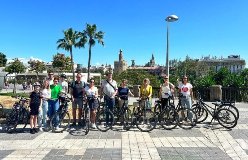 Sevilla: 100% Nederlandstalige Highlights Tour op E-BIKE - Who Will Love This Tour?