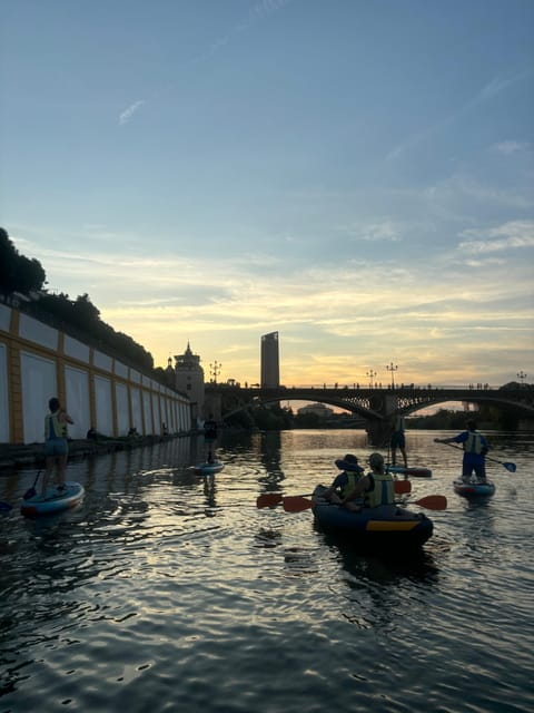 Seville: 1.5 hour Kayak Excursion - Exploring Seville from the Water: A 1.5-Hour Kayak Adventure