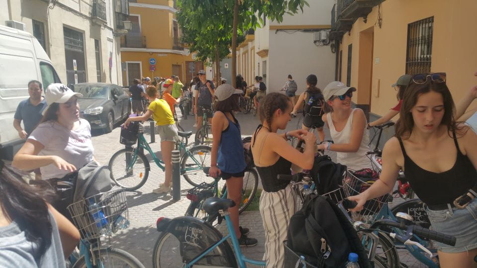Seville: 1-Day Bike Rental - Meeting Point Information