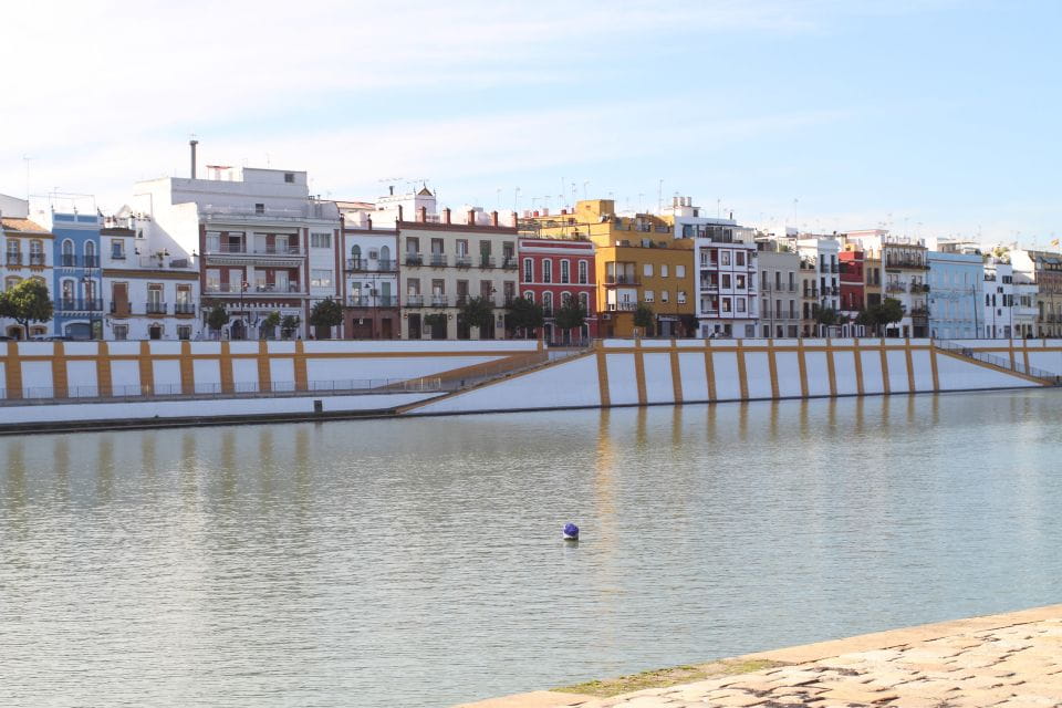 Seville: 3–Hour Bike Tour Along the Guadalquivir River - Itinerary Highlights