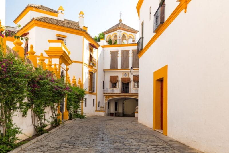 Seville: Barrio de Santa Cruz Small Group Walking Tour - Key Points / Takeaways