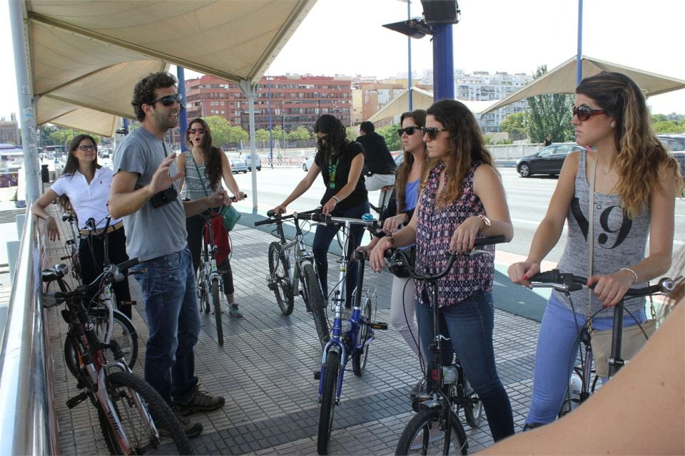 Seville: Bike Rental - Customer Feedback and Ratings