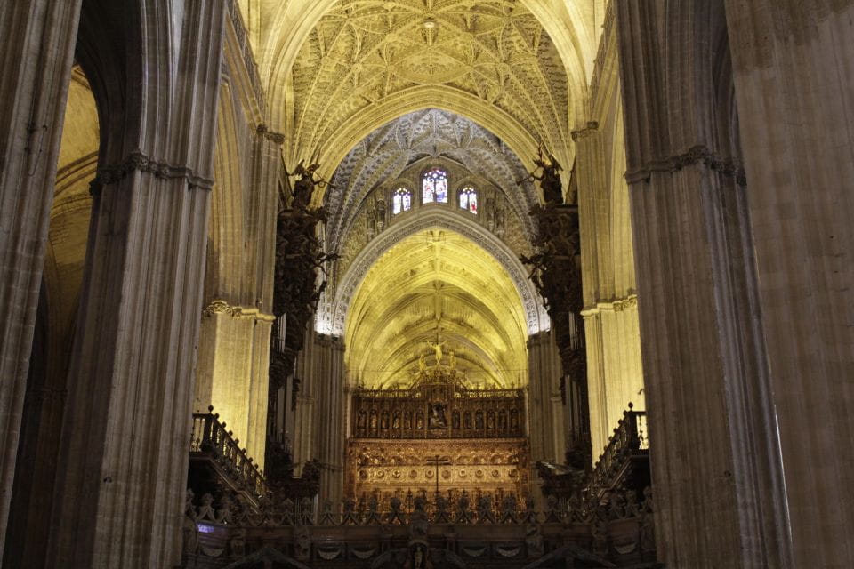 Seville: Cathedral and Giralda Skip-the-line Guided Tour - Tips for Your Visit