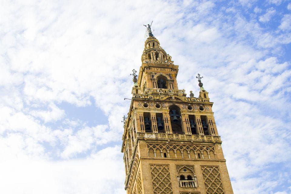 Seville: Cathedral and Giralda Tower Guided Tour and Tickets - Detailed Itinerary
