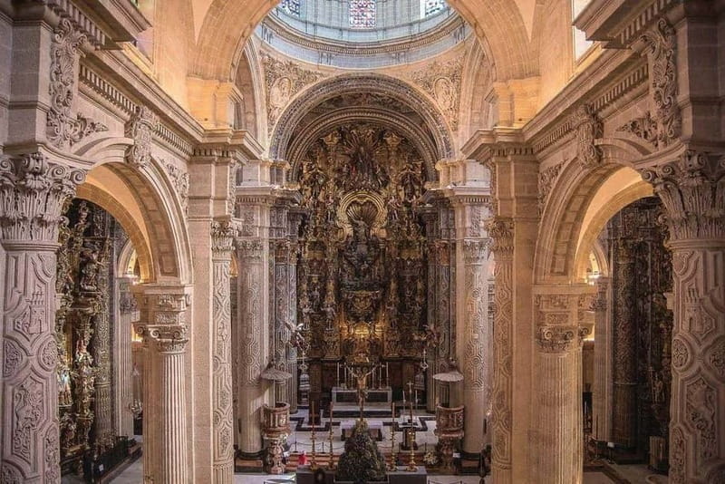 Seville: Cathedral and Salvador Church Guided Tour - Key Points / Takeaways