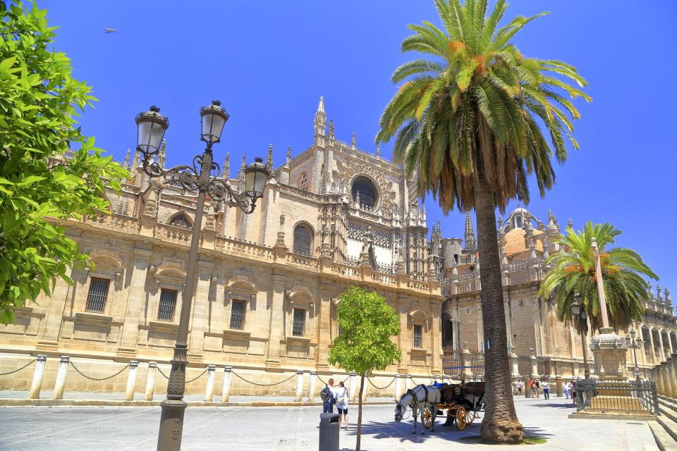 Seville: Cathedral, Giralda & Alcazar Entry With Guided Tour - Experience Highlights