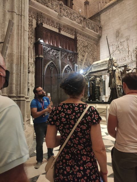 Seville: Cathedral & Giralda Guided Tour With Entry Tickets - Experience Highlights