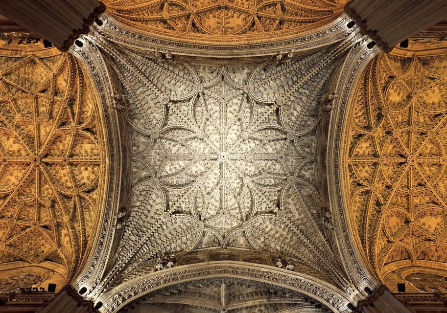 Seville: Cathedral & Giralda Tower Guided Tour With Tickets - Tips for Your Visit