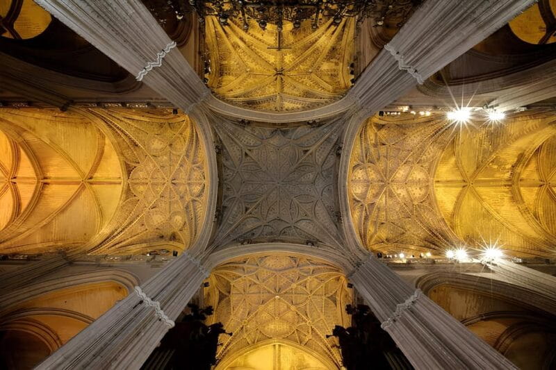 Seville: Cathedral of Seville Guided Night Tour & Light Show - Discovering Sevilles Gothic Wonder in the Evening