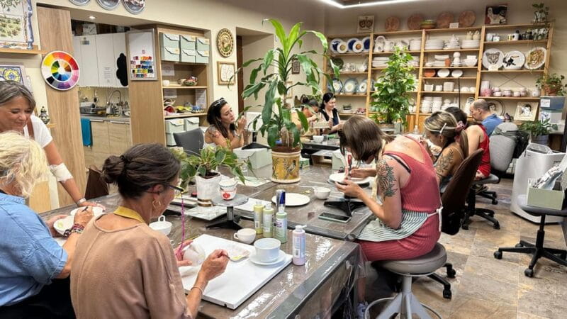 Seville: Ceramic painting workshop - Key points / Takeaways