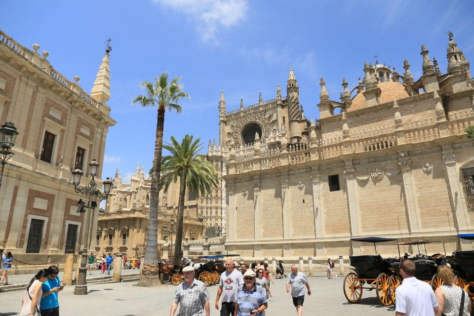 Seville: City Center Walking Tour - Highlights of the Plaza De España