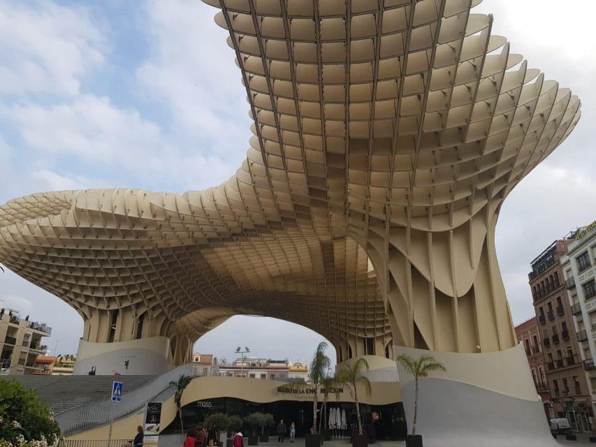 Seville: City Center Walking Tour - Visiting the Royal Alcázar