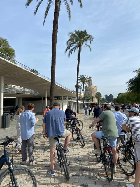 Seville: Daily Bike Tour - Tour Features