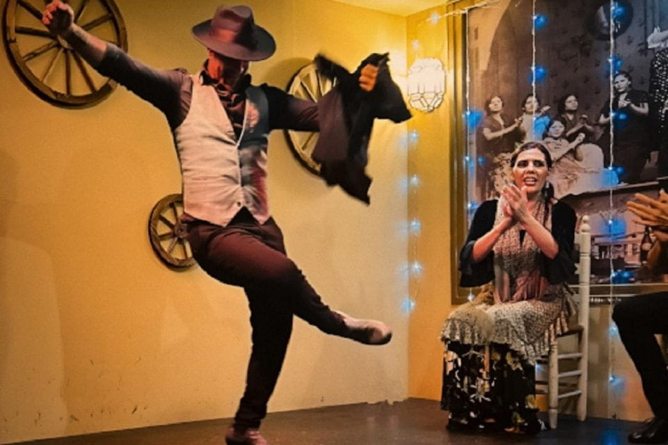 Seville: Flamenco Show at Tablao La Cantaora - Location Details