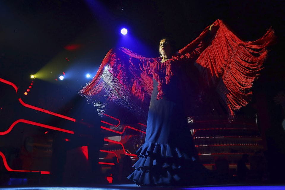 Seville: Flamenco Show Ticket at Tablao Flamenco Las Setas - Included Culinary Offerings