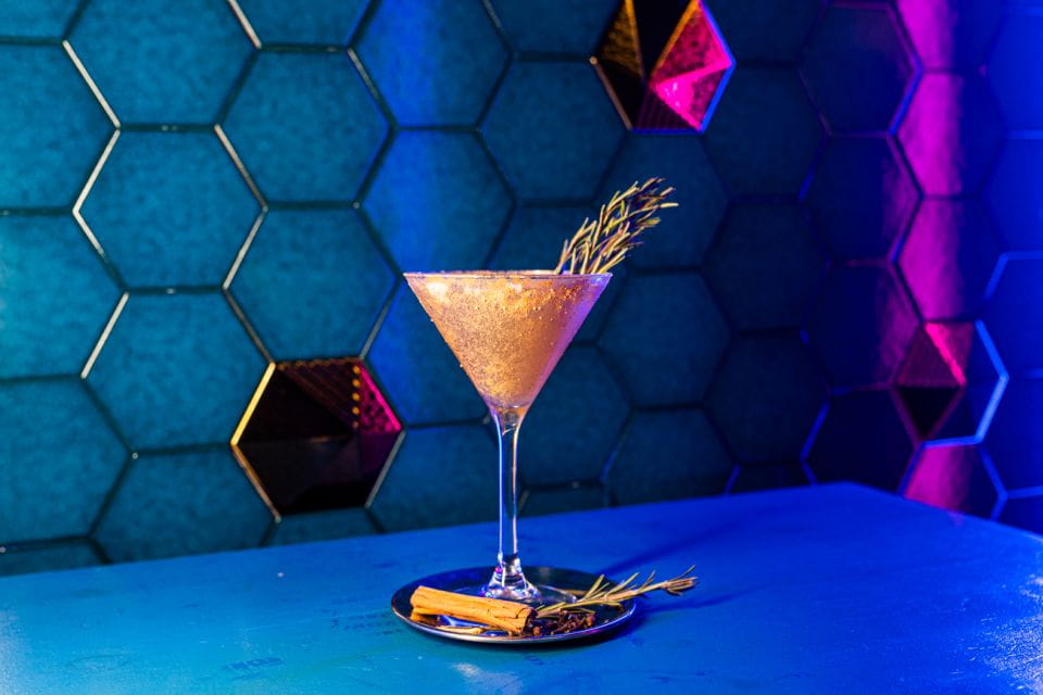 Seville: Flamenco Show Ticket at Tablao Flamenco Las Setas - Additional Food and Drinks