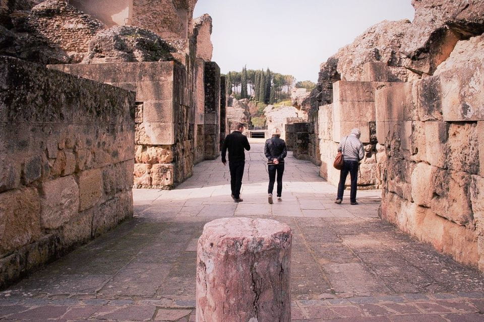 Seville: Game of Thrones and Roman Empire Italica Tour - Booking Information