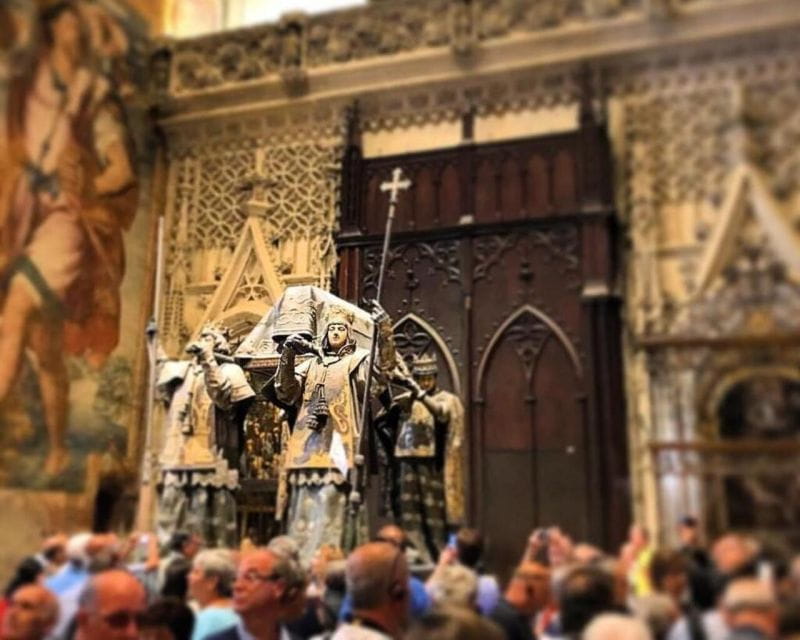 Seville: Guided Tour of Cathedral of Seville & Giralda Tower - Climbing La Giralda: Top Views & Ramp Experience