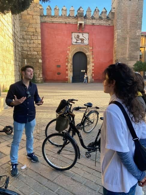 Seville: Highlights Bike Tour - Exploring Seville on Two Wheels: A Detailed Breakdown of the Bike Tour