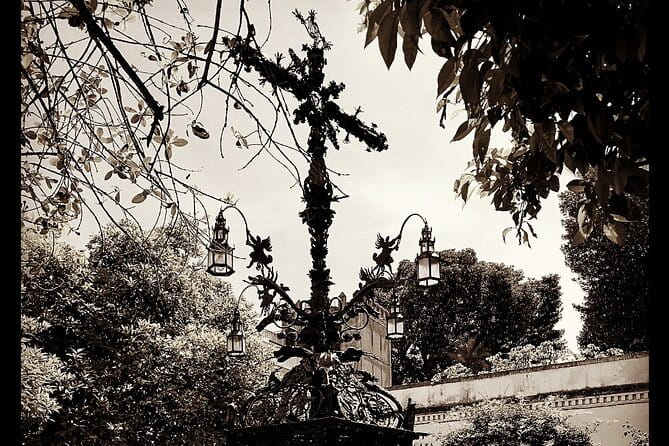 "Seville: Love At First Sight" Private Tour - History and Culture at the Archive of the Indies