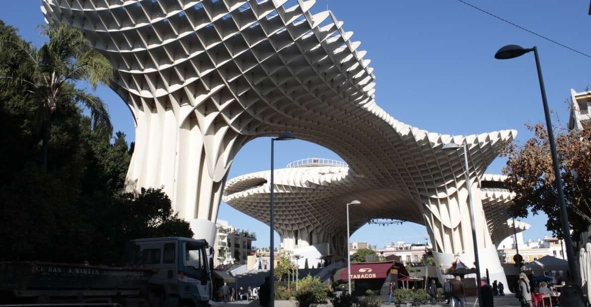 Seville: Palace of the Duenas, La Macarena & The Mushrooms Tour - Experience and Features
