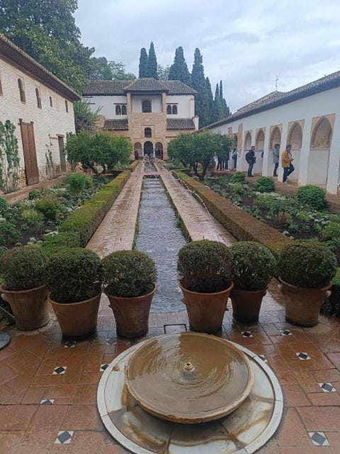 Seville: Private Day Trip to Granada with Alhambra Entry - Key points / Takeaways