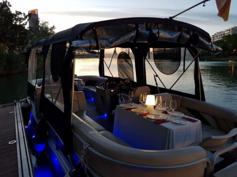 Seville: Private River Cruise Lunch or Dinner and Drinks - Experiencing Seville from the Water: A Detailed Look