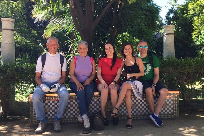 Seville Private transfer to Lisbon with Optional Evora stop - Navigating the Journey from Seville to Lisbon: What to Expect