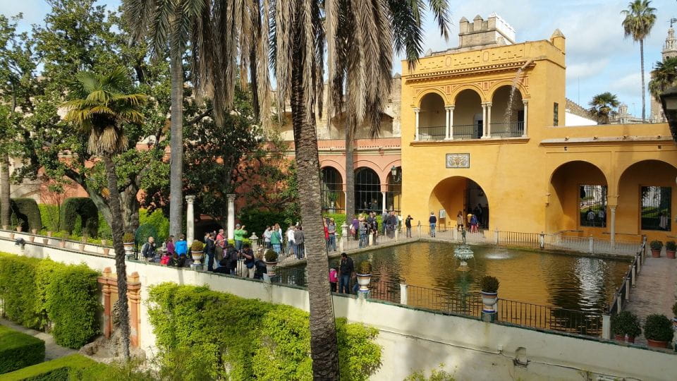 Seville: Real Alcazar of Seville Guided Tour and Ticket - Key Points
