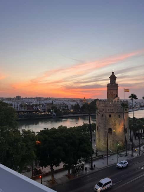Seville: Rooftop Terrace with Panoramic Views - Key Points / Takeaways