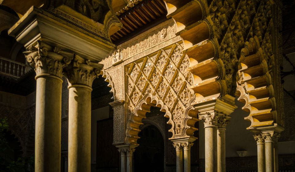 Seville: Royal Alcázar Guided Tour With Fast Entry Ticket - Important Information