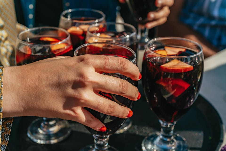 Seville: Sangria Tasting With Rooftop Views - Rooftop Bar Features