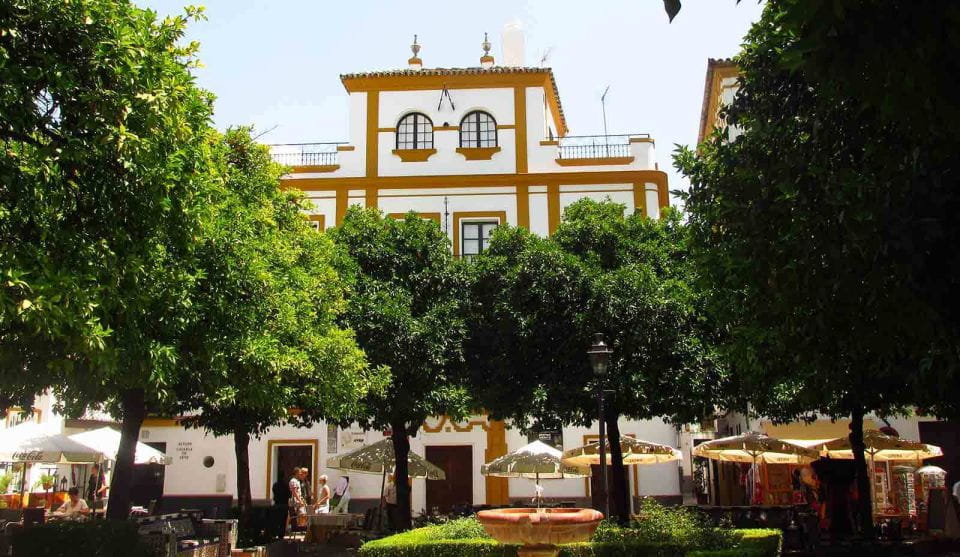 Seville: Santa Cruz Old Jewish Quarter Walking Tour - Tour Inclusions