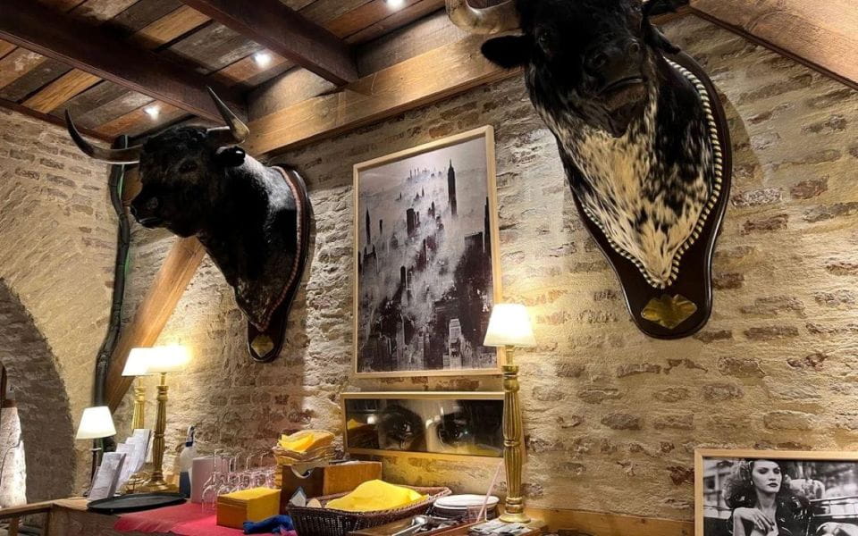 Seville: Tapas Dinner and Flamenco Show - Things To Know