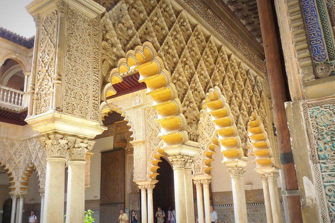 Seville Tour with Alcazar, Cathedral and Giralda from Granada - An In-Depth Look at the Seville Day Trip from Granada