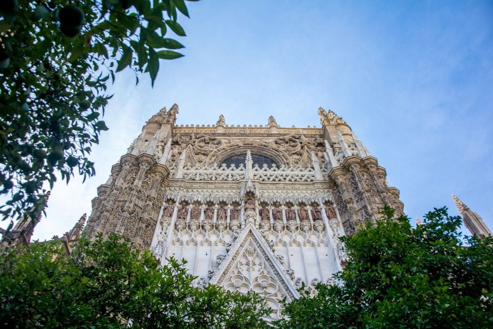 Seville: Transfer to Seville Airport - Booking Process