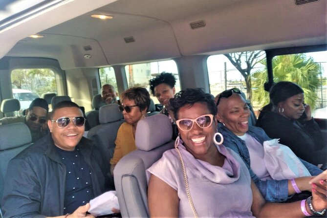 Shared Airport Roundtrip Shuttle Requires Arrival & Departure Flight Info - Meeting and Pickup Locations