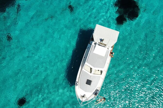 Shared boat tour, with free lunch and drinks - Key Points / Takeaways