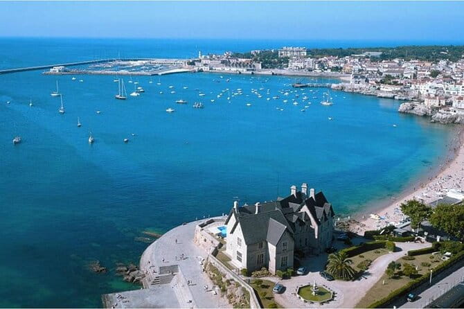 Shared Group Sintra Full Day Tour - Discover Portugal’s Enchanting Coast and Castle on a Shared Group Sintra Full Day Tour