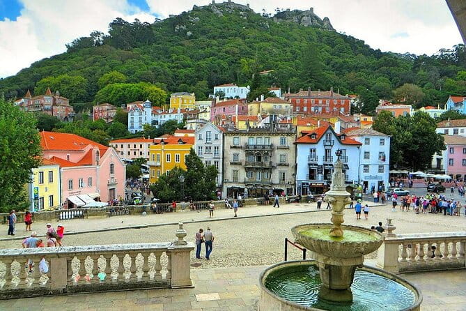 Shared Group Sintra Full Day Tour - Key points / Takeaways