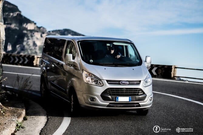 Shared Shuttle Service from Naples Central Station to Positano - An In-Depth Look at the Shuttle Service Experience