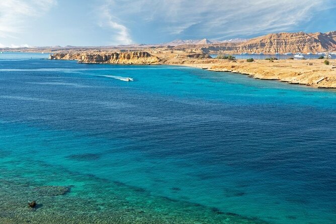 Sharm El Sheikh: White Island and Ras Mohamed Cruise Adventure - Amenities
