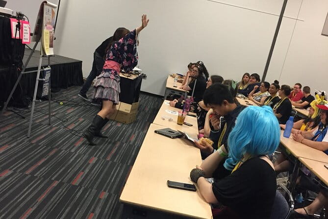 Shibuya Small-Group Manga Cultural Drawing Class - Key Points