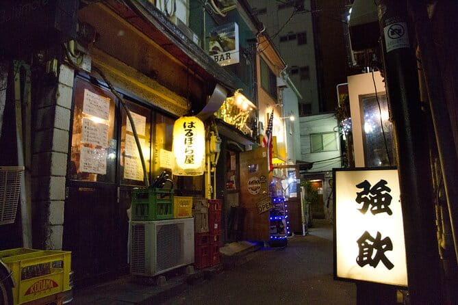 Shinjuku Golden-Gai and Kabuki-Cho Bar Hopping With Master Guide - Experience the Guidance of a Master Local Guide