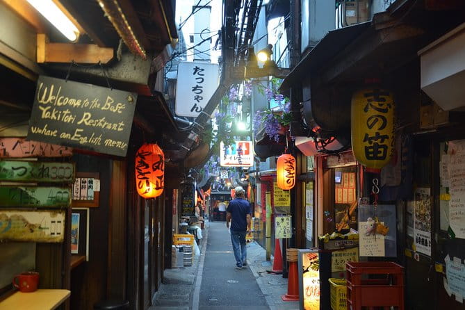 Shinjuku Golden Gai Food Tour in Spanish - Guide and Local Expertise