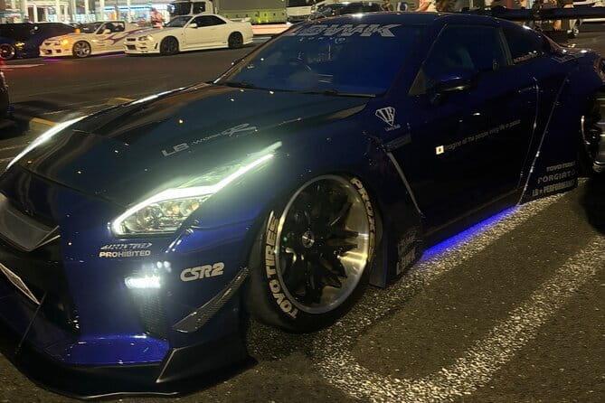 Shinjuku Night Tour and Explore Tokyo Neon Wonderland - Exploring Shinjukus Hidden Gems