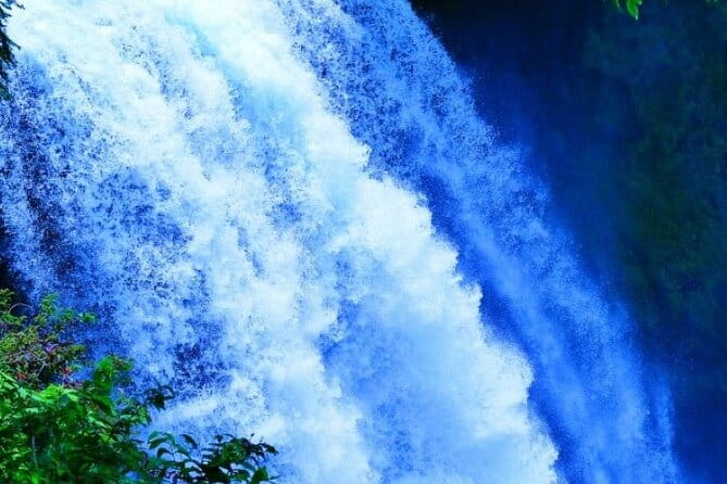 Shiraito Falls and Mt Fuji World Heritage Centre in Shizuoka /V-G - Key Points