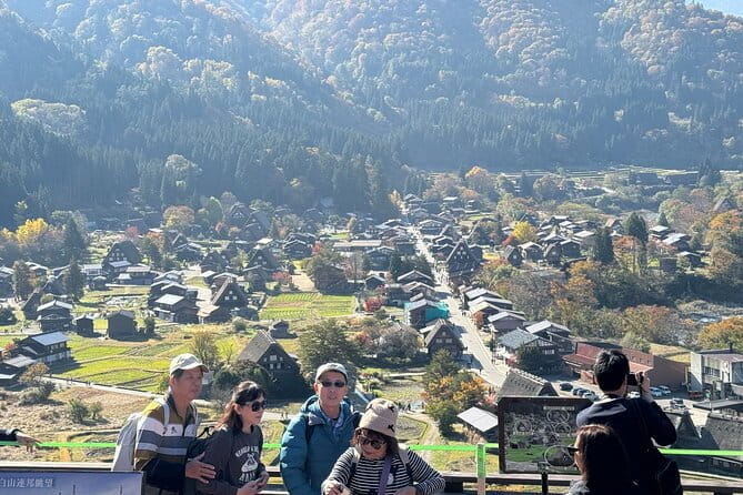 Shirakawa-Go Day Trip With Bus Tickets From Takayama - Meeting and Pickup Information