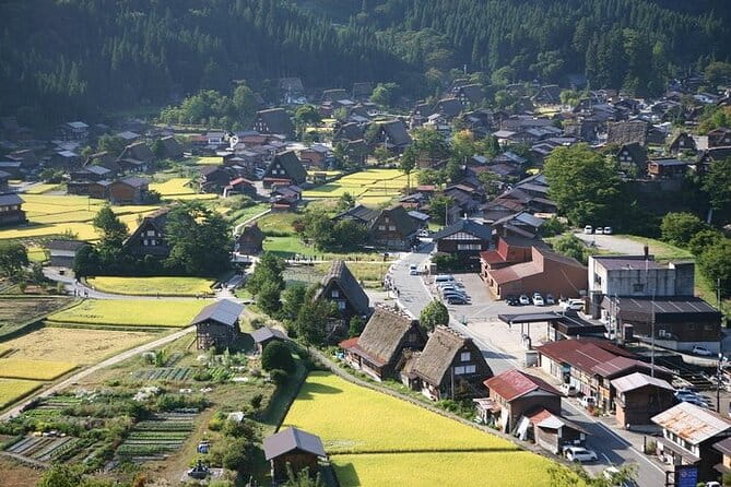 Shirakawago and Takayama 2 Days Tour From Nagoya - Additional Considerations