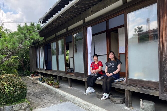 Shizuoka Tea Picking Private Experience - Taking in Shizuokas Tea Culture